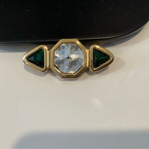 Savvy by Swarovski Fashion Pin